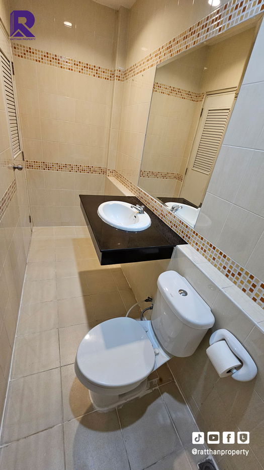 รูป ขายทาวน์โฮม 3.5 ชั้น ราคาถูกที่สุด เดอะ รูฟ แจ้งวัฒนะ (The Roof Cheangwattana) หลังเซ็นทรัลแจ้งวัฒนะ - รูปที่ 10/33