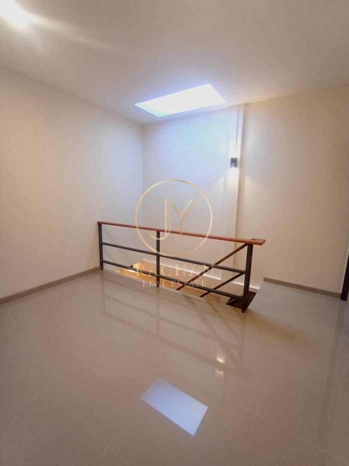 รูป ขายด่วน ทาวน์เฮ้าส์ 2 ชั้น รีโนเวทใหม่ หมู่บ้านอยู่เจริญ ดอนเมือง วิภาวดีรังสิต37 เนื้อที่ 17.5 ตร.ว  - รูปที่ 18/20