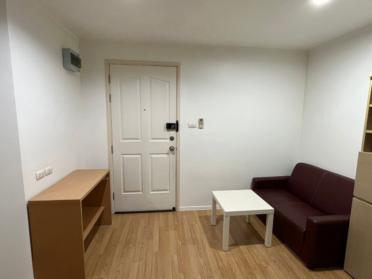 รูป ลุมพินีวิลล์ ลาซาล–แบริ่ง | 7,500 บาท/เดือน | ห้องมุม วิวสระ แดดเช้า พร้อมอยู่ - รูปที่ 4/8