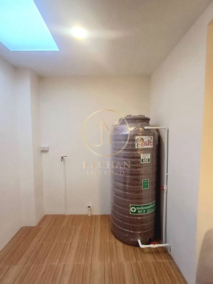 รูป ขายด่วน ทาวน์เฮ้าส์ 2 ชั้น รีโนเวทใหม่ หมู่บ้านอยู่เจริญ ดอนเมือง วิภาวดีรังสิต37 เนื้อที่ 17.5 ตร.ว  - รูปที่ 11/20