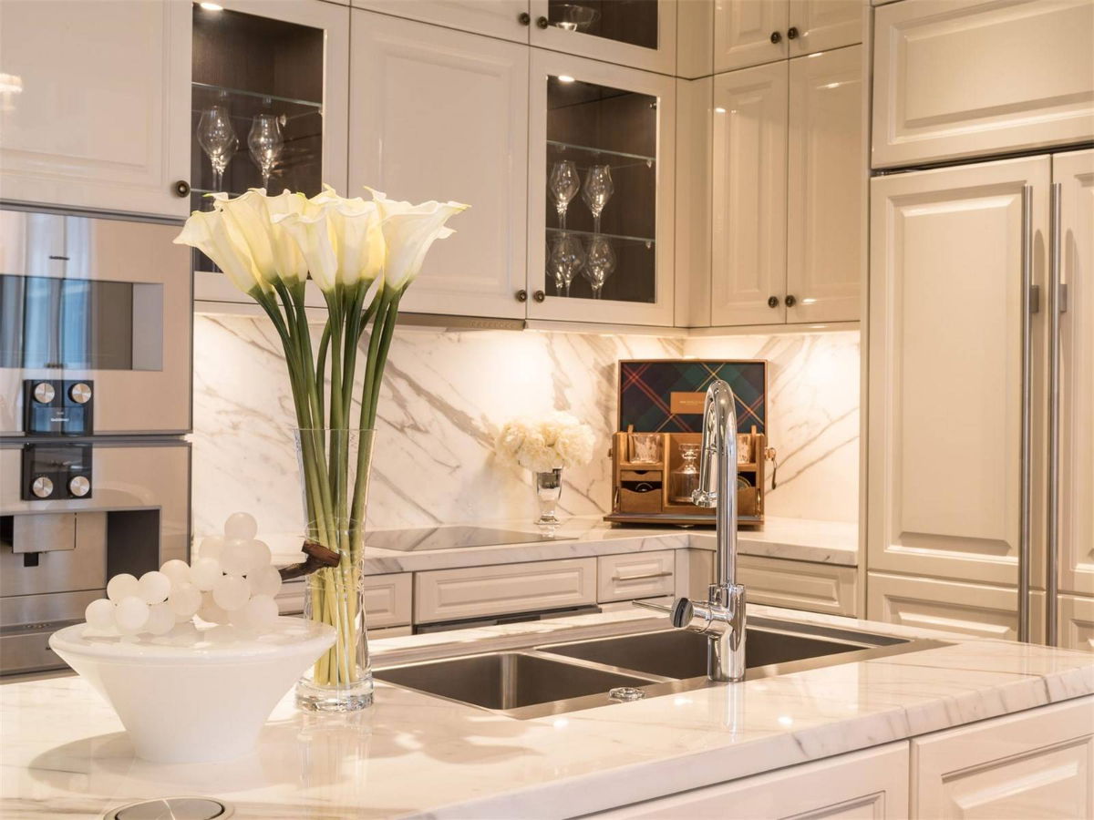 รูป คอนโดมิเนียมหรู 3 ห้องนอน ในทำเลที่ยอดเยี่ยม - รูปที่ 19/38