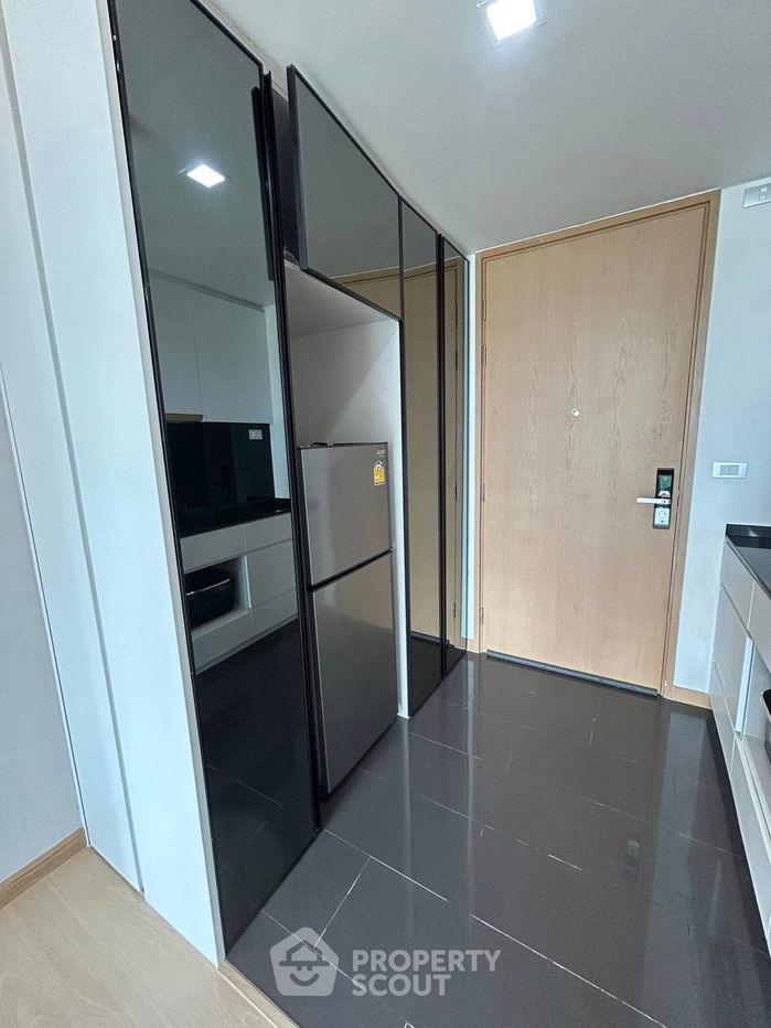 picture 1-BR Condo at Via 49 near BTS Phrom Phong (ID 2338541) - 10/11
