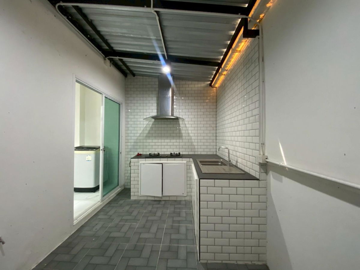 รูป ขายทาวน์โฮม 3 ชั้นมือสอง โครงการมวลชนธานี บางแวก  (Muanchon Thani) บางแค พุทธมณฑล สาย 2 เนื้อที่ 20.2 ตร.ว.  ใกล้รถไฟฟ้า MRT หลักสอง และ BTS บางหว้า  - รูปที่ 7/15