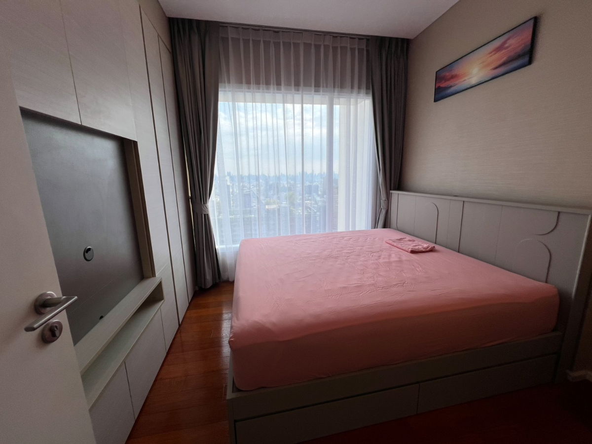 รูป ให้เช่าราคาถูก คอนโดห้องใหม่ The Saint Residences 2-Bed ชั้นสูง ห้องสวย - รูปที่ 6/12