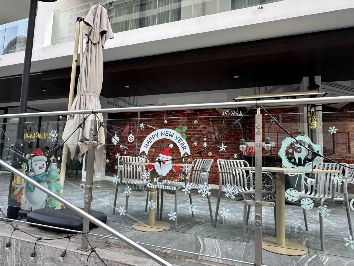 รูป 🏪 พื้นที่ให้เช่า Shop (ยูนิตสุดท้าย) @ 6th Avenue Sukhumvit 15🚇 MRT สุขุมวิท ค่าเช่า 140,000 บาท  รหัสทรัพย์ RS4497 - รูปที่ 5/11