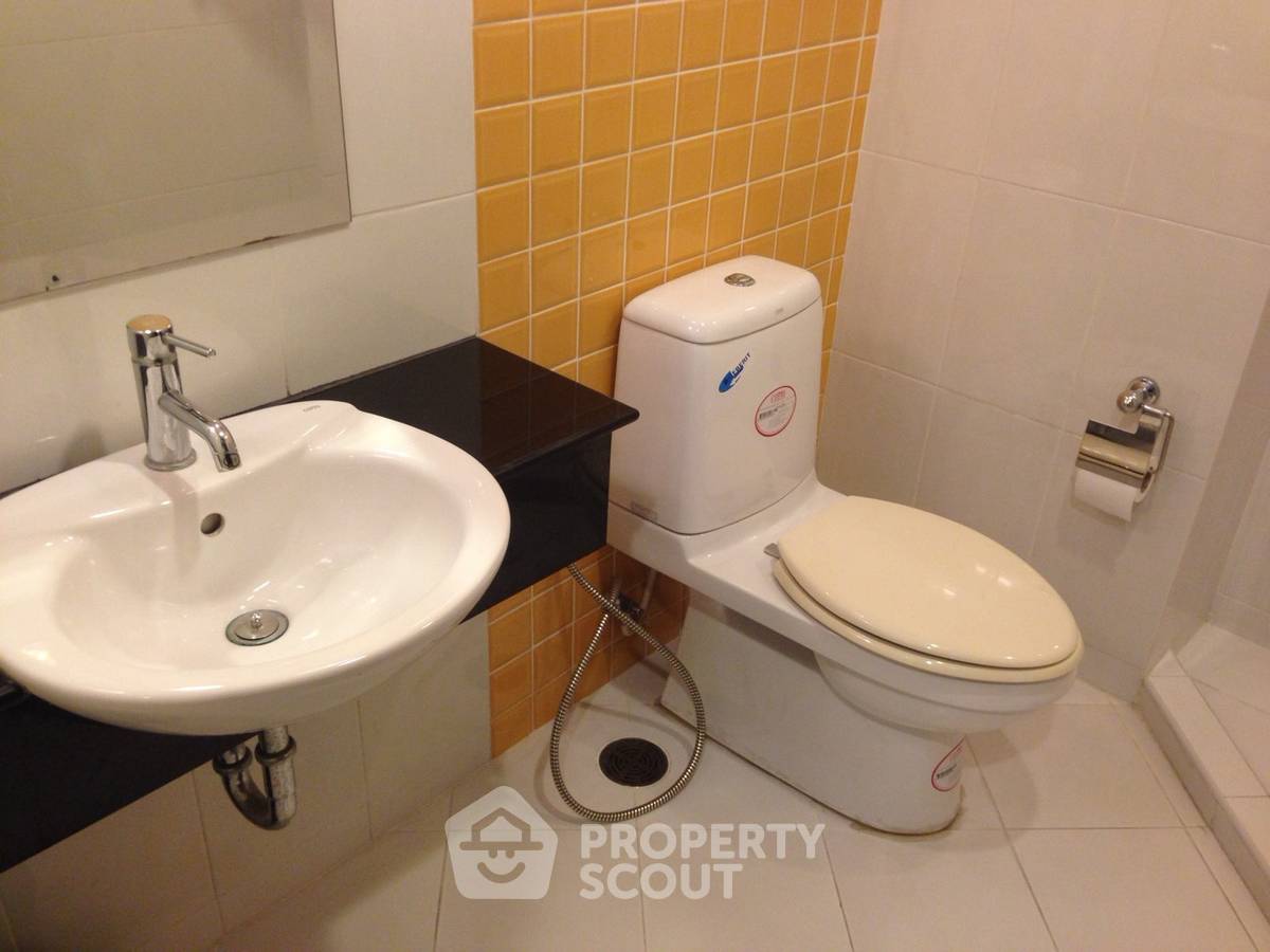 รูป คอนโด 2-ห้องนอน ที่ ซิตี้ สมาร์ท สุขุมวิท18 ใกล้ BTS อโศก (ID 884345) - รูปที่ 11/12