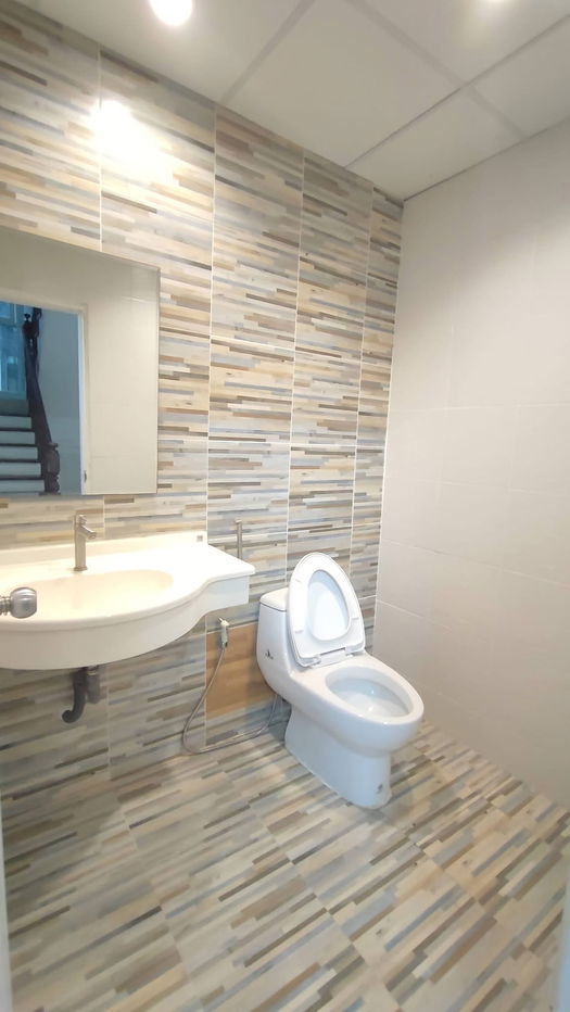 รูป เช่า ให้เช่า ปล่อยเช่า ทาวน์โฮม ลาดพร้าว 71 ประดิษฐ์มนูธรรม หมู่บ้าน 84 แมนชั่น 84 Mansion ราคาถูก สนใจ Line: @951qfbfi - รูปที่ 6/15