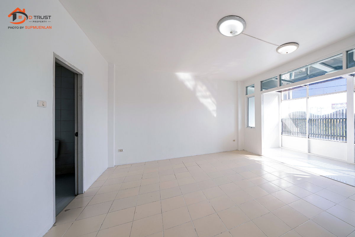 รูป ให้เช่า ตึกแถว 3 ชั้น ตรงข้ามโลตัสคลองหลวง ปทุมธานี 32.9 ตร.ว - รูปที่ 12/19