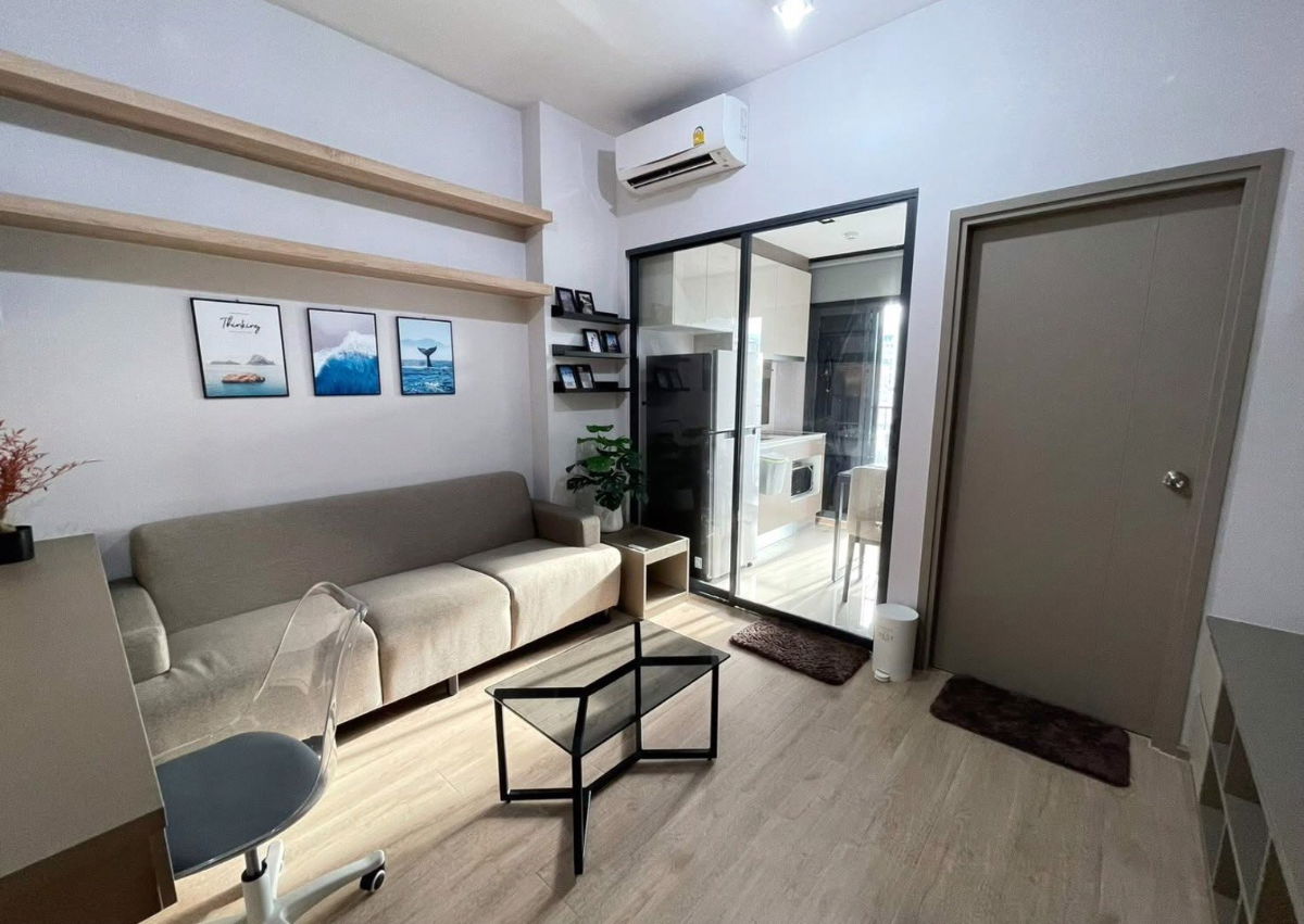 picture  IDEO Rama 9 -             Asoke  - 3/10