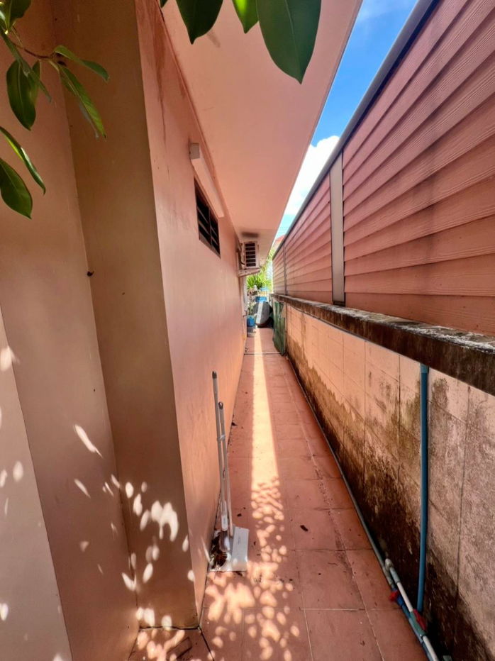 รูป ขายด่วน! บ้านเดี่ยวหลังใหญ่ 2 ชั้น เนื้อที่ 52.5 ตร.ว. - รูปที่ 18/20