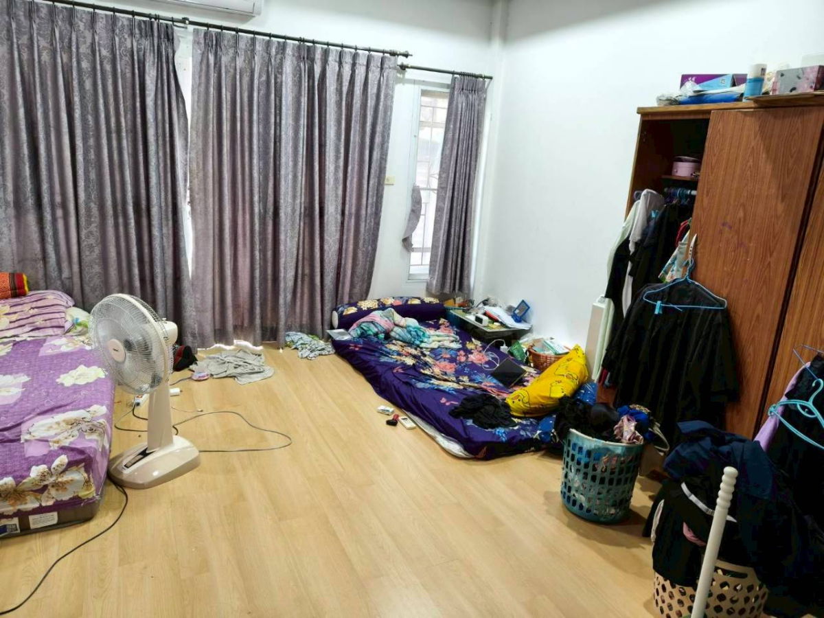 picture For Sale: 2-Storey Townhouse, Phumichonok Village, Phetkasem 67 - 8/8