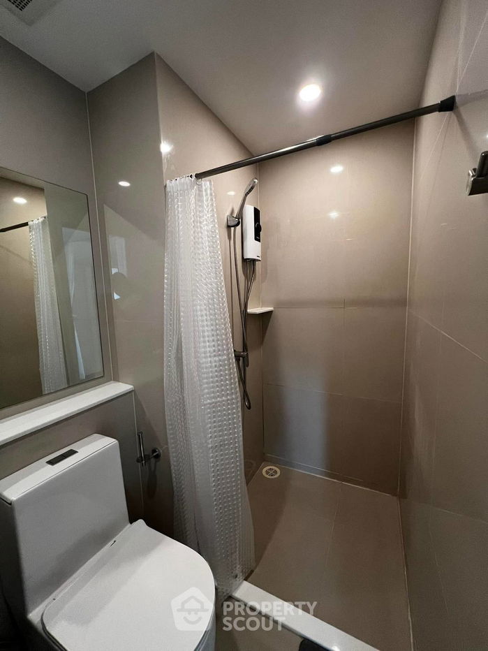 picture 1-BR Condo at Aspire Asoke-Ratchada near MRT Phra Ram 9 (ID 2015293) - 9/13