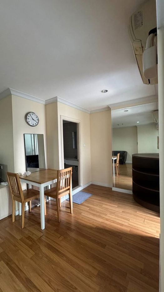 รูป Lumpini Place Rama IX - Ratchada | ราคา 13,000 บาท | ห้องสวย ทำเลดี เฟอร์นิเจอร์ครบ พร้อมอยู่ - รูปที่ 4/12