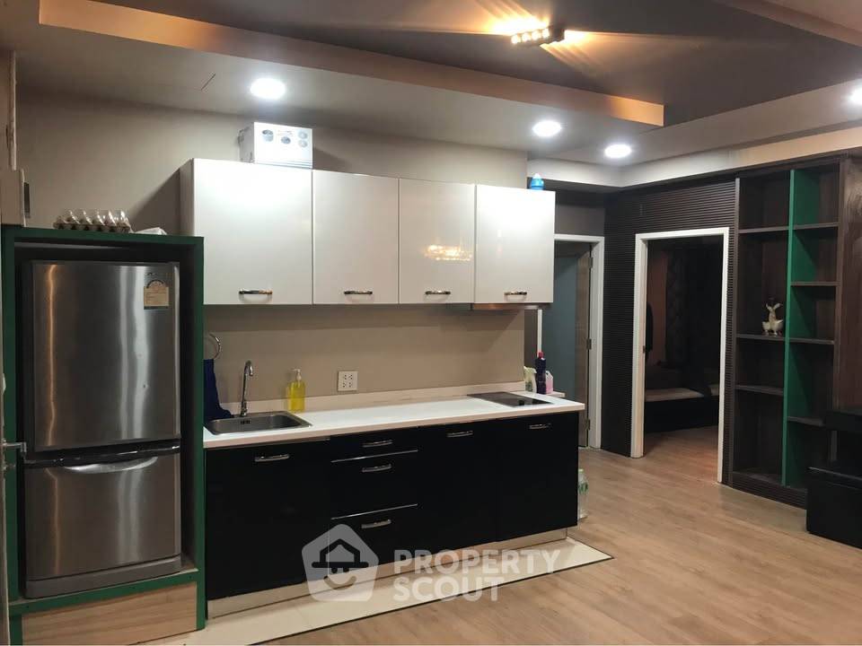 รูป คอนโด 2-ห้องนอน ที่ เรโนวา เรสซิเด้นซ์ ชิดลม คอนโดมิเนียม ใกล้ BTS เพลินจิต (ID 2517802) - รูปที่ 5/17