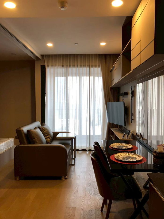 picture Ashton Chula Silom【𝐒𝐄𝐋𝐋 & 𝐑𝐄𝐍𝐓】🔥Premium dark tones, sharp lines, sophisticated and elegant look🔥 Contact Line ID: @hacondo - 4/8