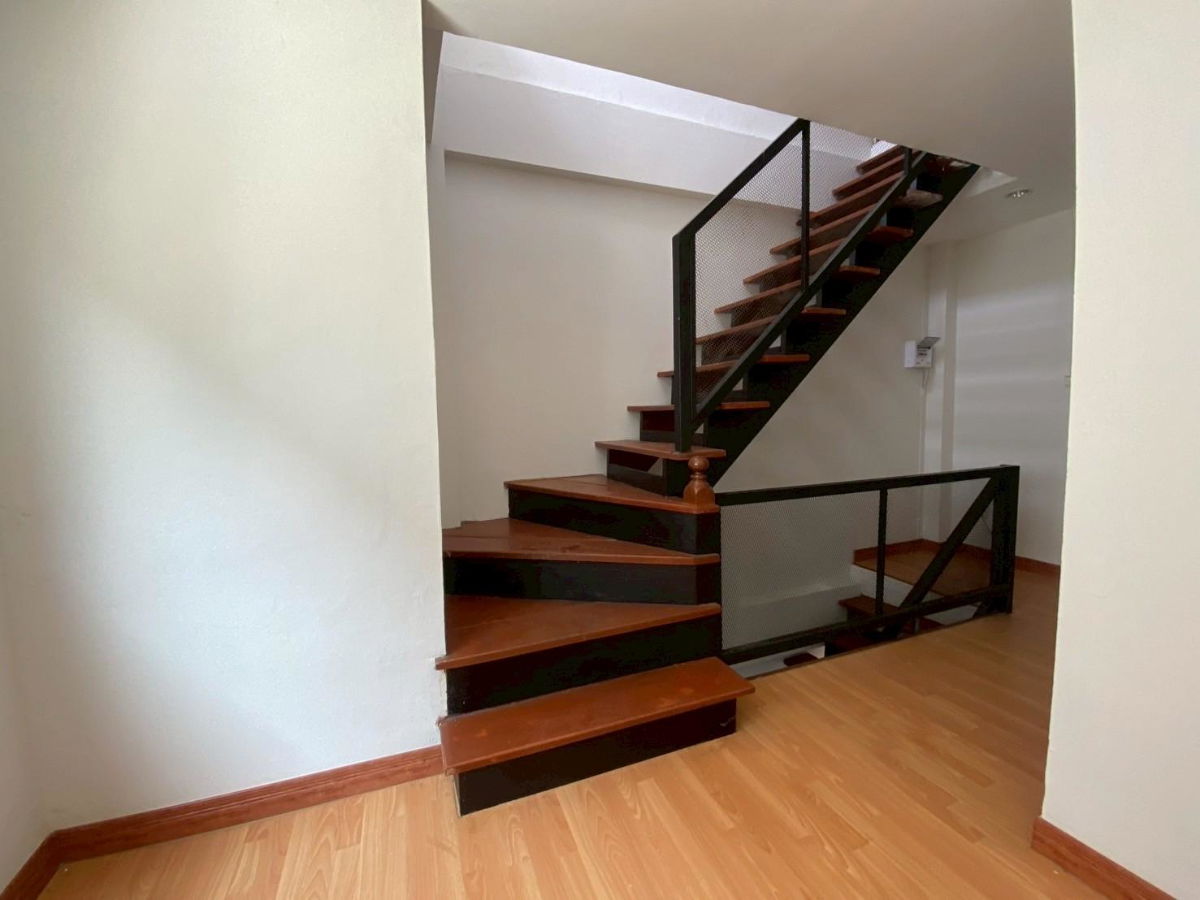 รูป ขายทาวน์โฮม 3 ชั้นมือสอง โครงการมวลชนธานี บางแวก  (Muanchon Thani) บางแค พุทธมณฑล สาย 2 เนื้อที่ 20.2 ตร.ว.  ใกล้รถไฟฟ้า MRT หลักสอง และ BTS บางหว้า  - รูปที่ 12/15