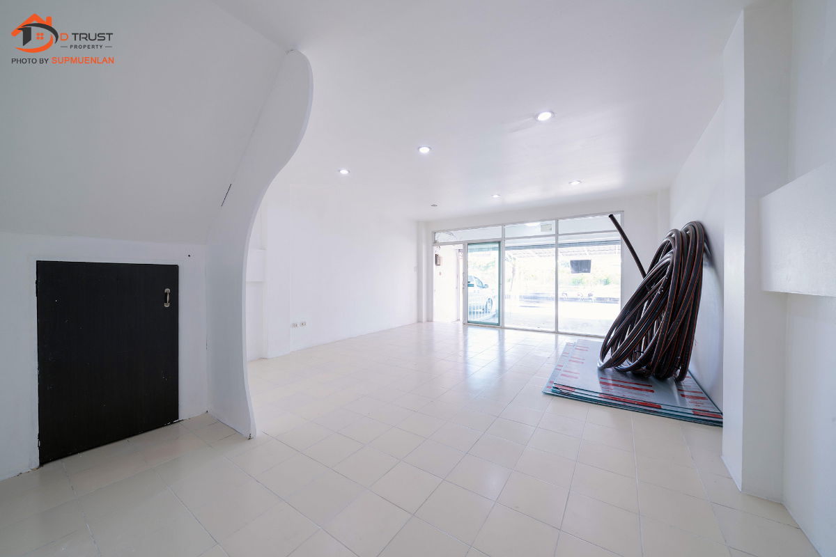 รูป ให้เช่า ตึกแถว 3 ชั้น ตรงข้ามโลตัสคลองหลวง ปทุมธานี 32.9 ตร.ว - รูปที่ 8/19