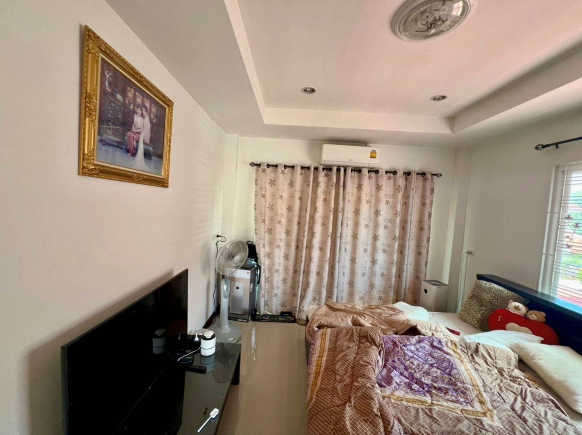 รูป ขายด่วน! บ้านเดี่ยวหลังใหญ่ 2 ชั้น เนื้อที่ 52.5 ตร.ว. - รูปที่ 5/20