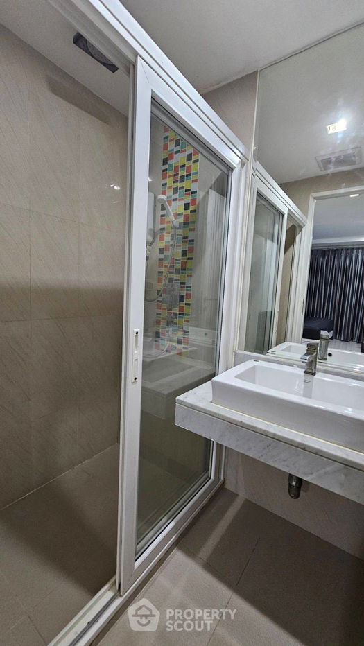 picture 2-BR Condo at Happy Condo Ladprao 101 in Khlong Chaokhun Sing (ID 2190970) - 12/13