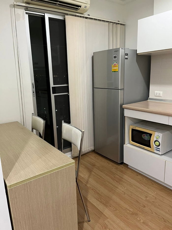 รูป ลุมพินีวิลล์ ลาซาล–แบริ่ง | 7,500 บาท/เดือน | ห้องมุม วิวสระ แดดเช้า พร้อมอยู่ - รูปที่ 8/8