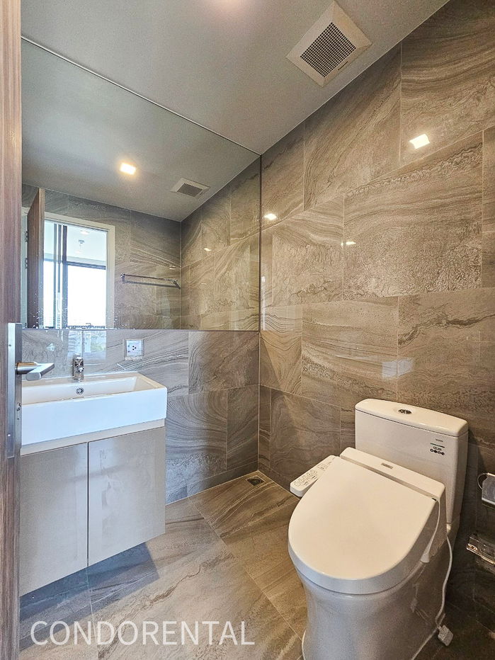 รูป  IDEO Q Sukhumvit 36 ห้องสวย ราคาดี สอบถามเพิ่มเติมได้ที่ Line @condorental - รูปที่ 14/18