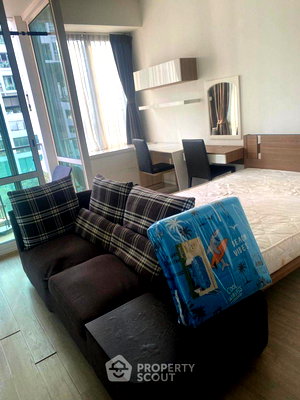Condos for rent : 1-BR Condo at T.c. Green Rama 9 near MRT Phra Ram 9 (ID 2025130)