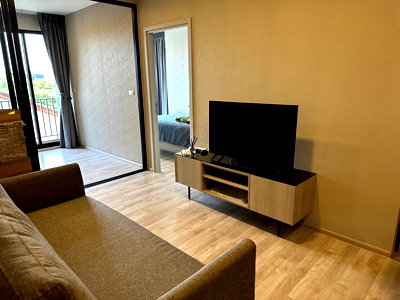 Condos for rent : Call : 064-936-3535 Condo Quintara Arte Sukhumvit 52 @BTS Onnut Station, 43.5 sq.m 1 Bed Plus 5 floor Fully furnished