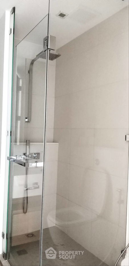 picture 2-BR Condo at The River Condominium near BTS Saphan Taksin (ID 514080) - 12/14