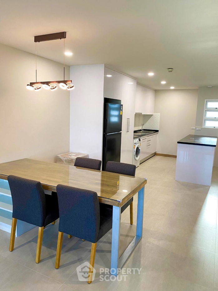 รูป คอนโด 2-ห้องนอน ที่ ศุภาลัย เพลส สุขุมวิท 39 ใกล้ BTS พร้อมพงษ์ (ID 1388626) - รูปที่ 4/12