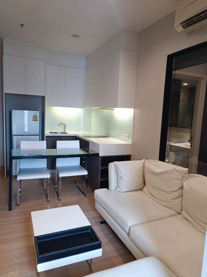 picture TH0187 | For Rent: Urbano Absolute Sathorn–Taksin 💰 17,000 THB/month 🚆 BTS Krung Thon Buri - 7/21