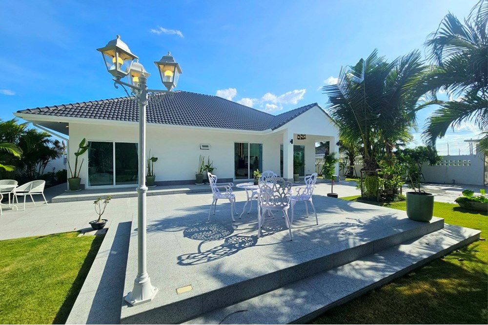 รูป [920601001-588] ขายบ้านหรูใหม่ 3 ห้องนอน 3 ห้องน้ำ ในซอยหัวหิน 70 - รูปที่ 8/52