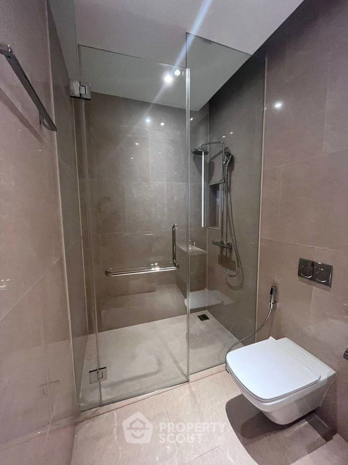 รูป คอนโด 3-ห้องนอน ที่ แมกโนเลียส์ วอเตอร์ฟรอนท์ เรสซิเดนซ์ ใกล้ BTS สะพานตากสิน (ID 2510037) - รูปที่ 11/14