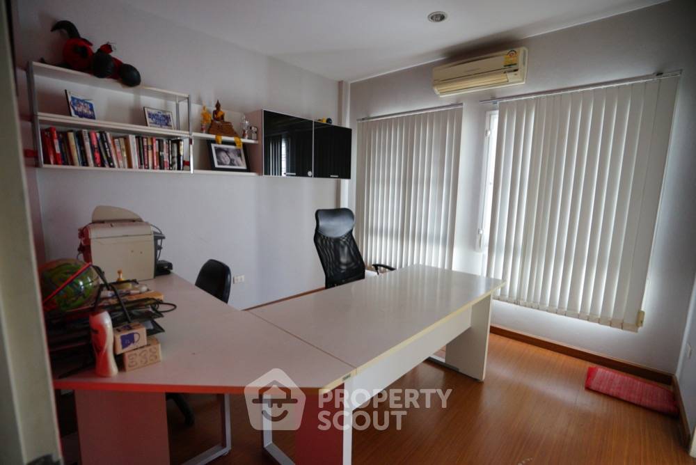 รูป ทาวน์เฮาท์ 3-ห้องนอน ใน หนองบอน (ID 1599273) - รูปที่ 7/13