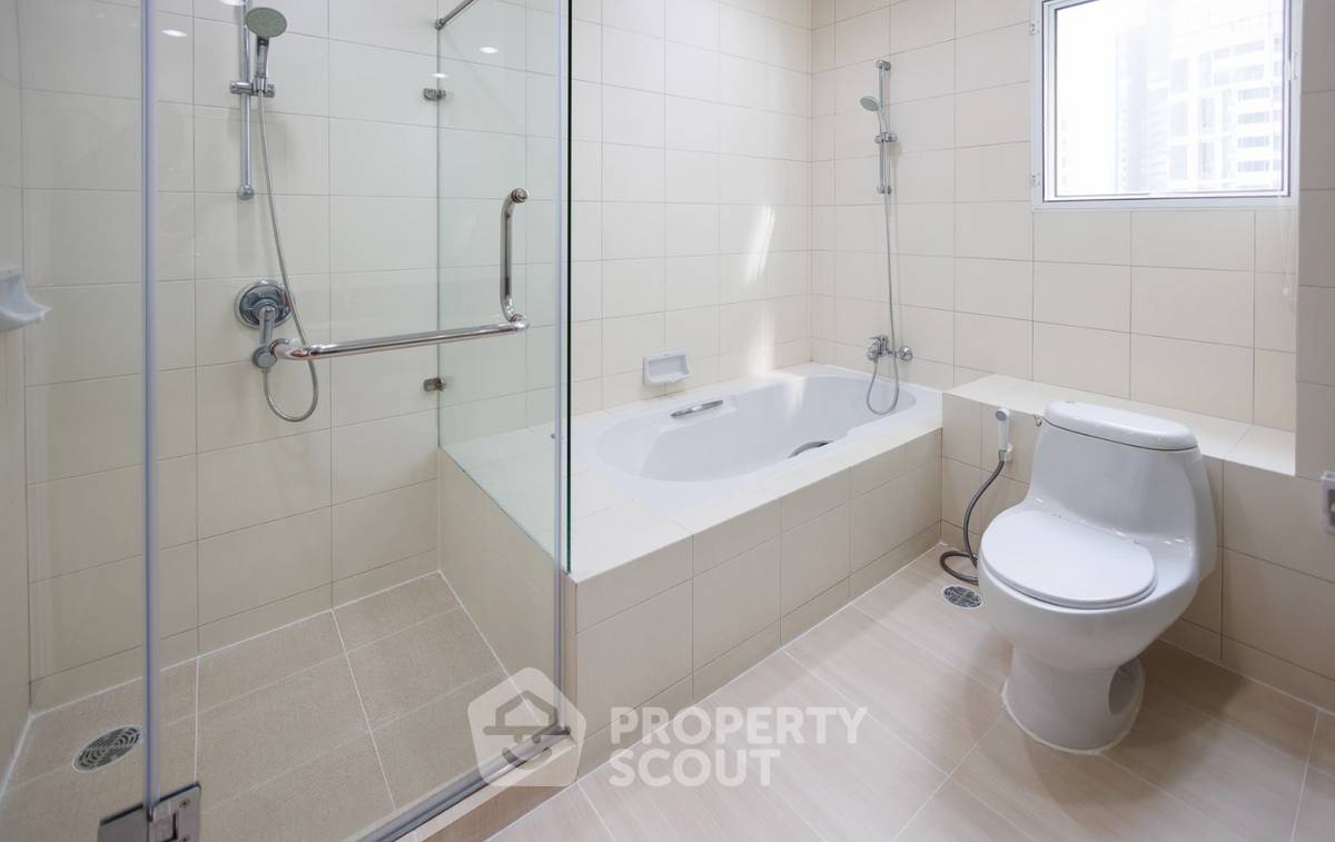 รูป คอนโด 4-ห้องนอน ที่ เดอะแกรนด์ เศรษฐีวรรณ ใกล้ BTS พร้อมพงษ์ (ID 1177251) - รูปที่ 16/18