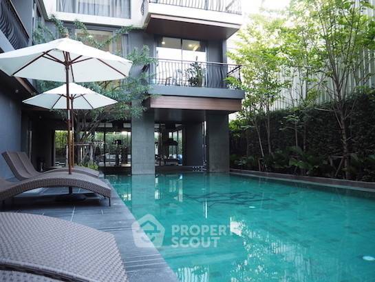 picture 1-BR Condo at Klass Langsuan near BTS Chit Lom (ID 385072) - 10/10