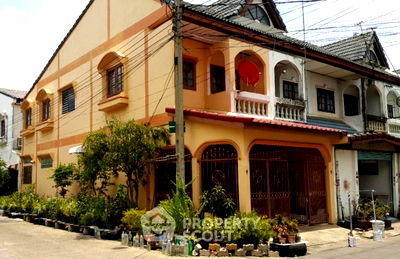 ทาวน์โฮม กรุงเทพมหานคร : ทาวน์เฮ้าส์ 3-ห้องนอน ใน คลองถนน (ID 2516643)