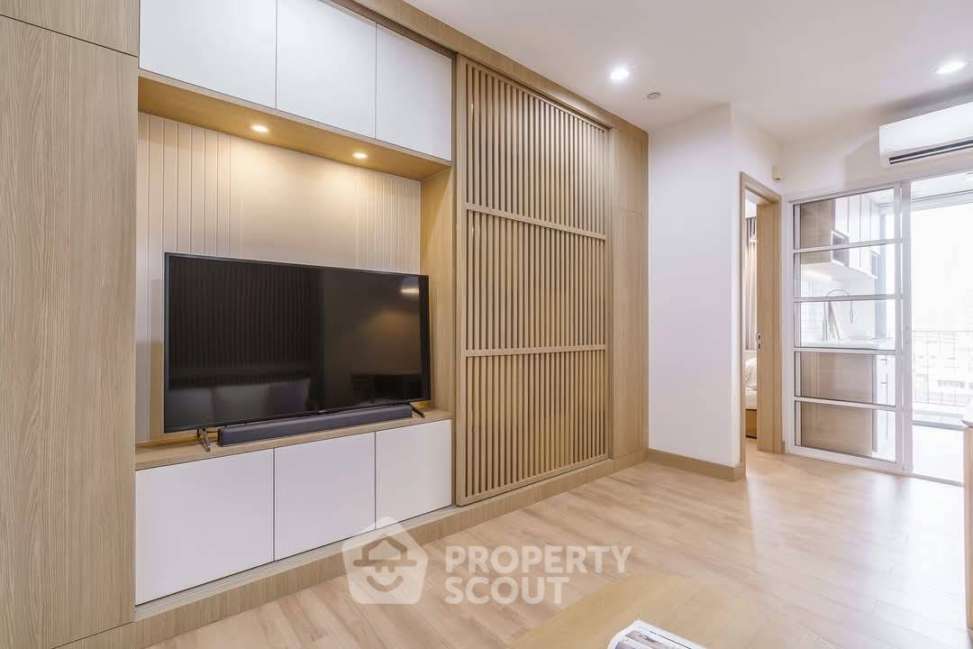 รูป คอนโด 1-ห้องนอน ที่ เดอะ รูม สุขุมวิท 62 ใกล้ BTS ปุณณวิถี (ID 1983341) - รูปที่ 3/10