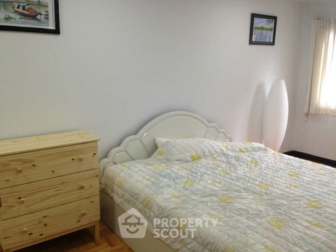 คอนโด 2-ห้องนอน ที่ ท็อป วิว ทาวเวอร์ คอนโดมิเนียม ใกล้ BTS ทองหล่อ (ID 883757)