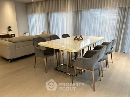 รูปภาพ 2-BR Condo at Tonson One Residence near BTS Chit Lom (ID 1927606)