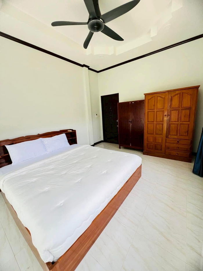 รูป บ้านพักสวยงามพร้อมสวนส่วนตัวให้เช่า ใกล้เมืองตาลิงงาม - รูปที่ 8/19