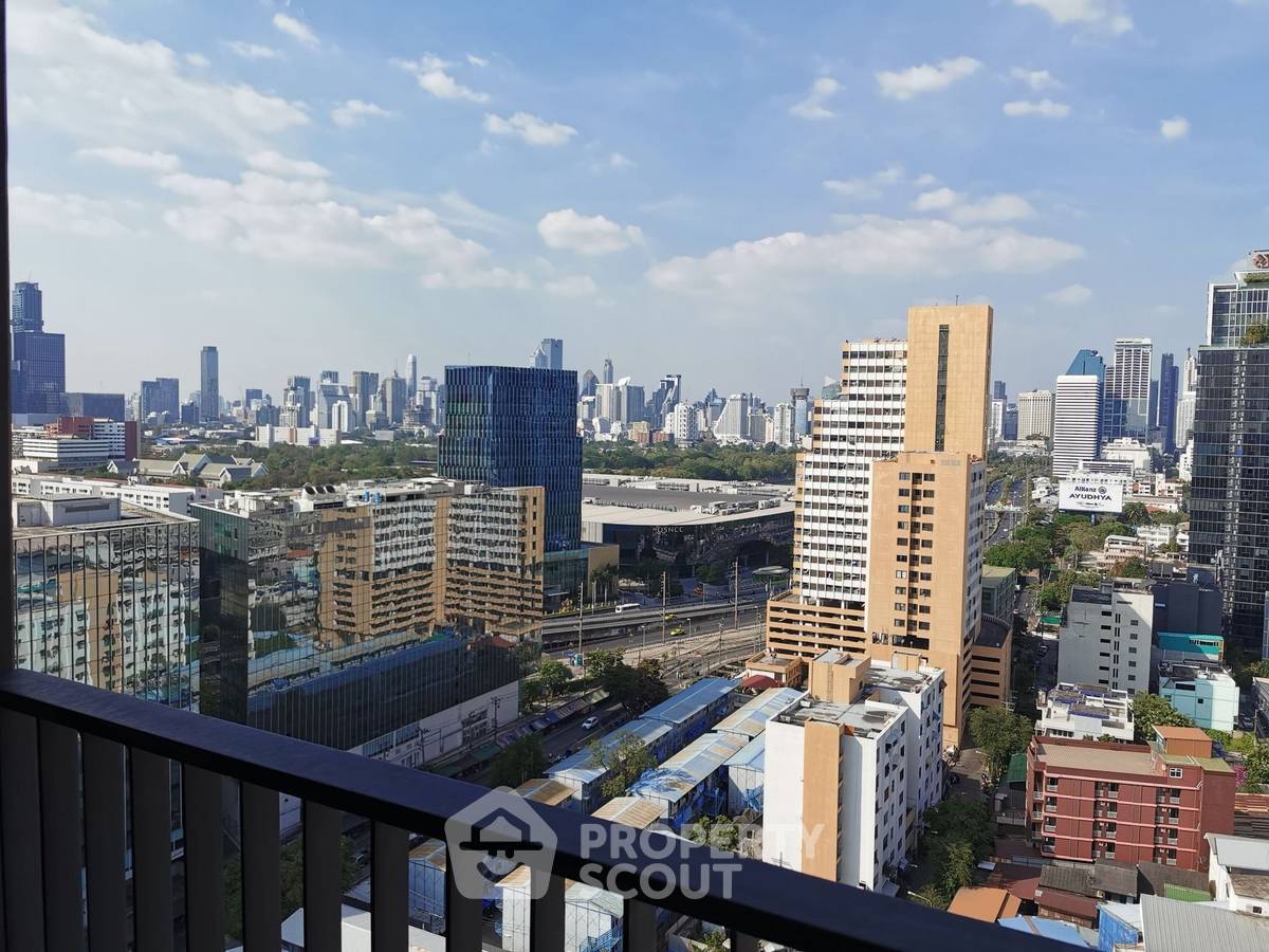 รูป คอนโด 1-ห้องนอน ที่ ไลฟ์ พระราม 4 - อโศก ใกล้ MRT ศูนย์การประชุมแห่งชาติสิริกิติ์ (ID 1553341) - รูปที่ 2/8