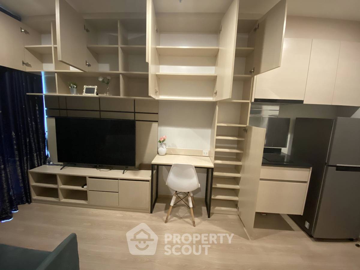 รูป คอนโด 1-ห้องนอน ที่ โนเบิล รีวอลฟ์ รัชดา ใกล้ MRT ศูนย์วัฒนธรรมแห่งประเทศไทย (ID 992642) - รูปที่ 1/10