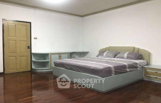 picture 4-BR Townhouse near BTS Phra Khanong (ID 422209) - 6/6