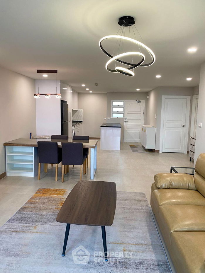 รูป คอนโด 2-ห้องนอน ที่ ศุภาลัย เพลส สุขุมวิท 39 ใกล้ BTS พร้อมพงษ์ (ID 1388626) - รูปที่ 2/12