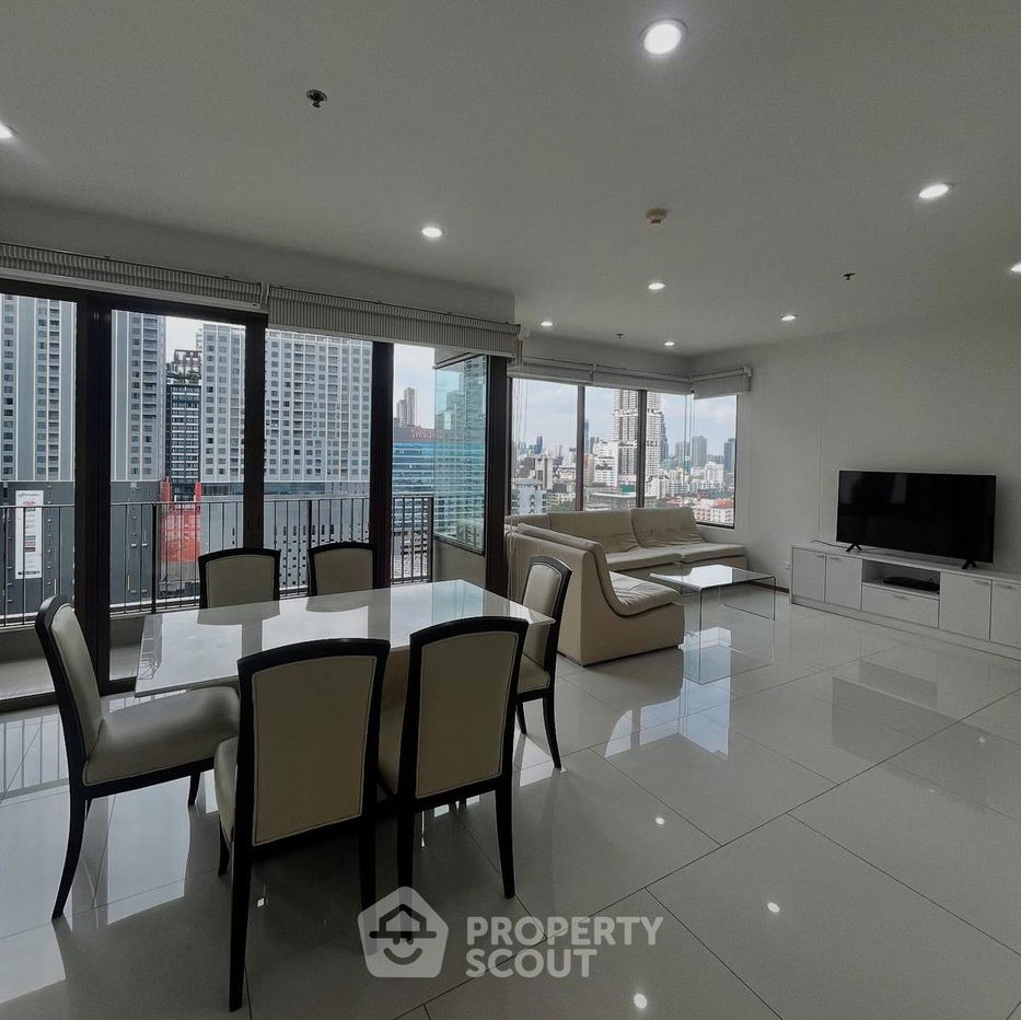 รูป คอนโด 2-ห้องนอน ที่ ดิ เอ็มโพริโอ เพลส ใกล้ BTS พร้อมพงษ์ (ID 2400595) - รูปที่ 10/12