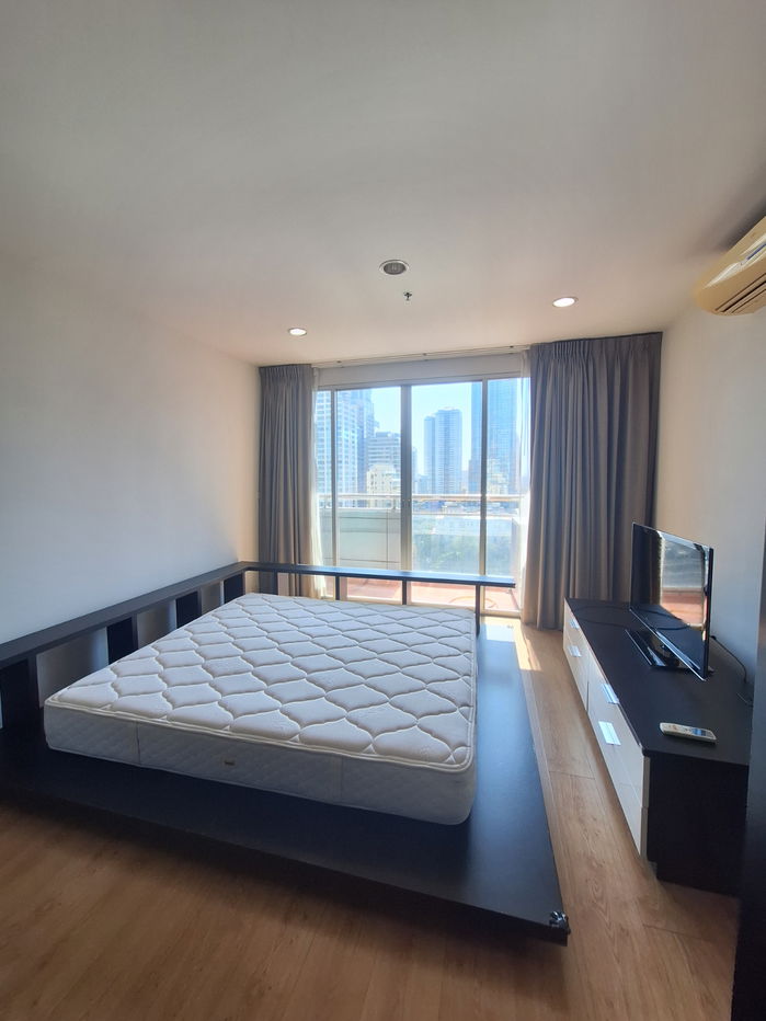 รูป ให้เช่าสีลม แกรนด์ เทอเรส (Silom Grand Terrace) - รูปที่ 1/12