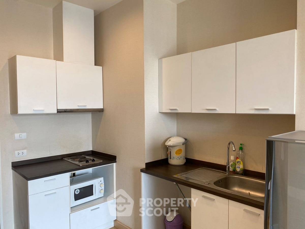 รูป คอนโด 1-ห้องนอน ที่ เดอะ ไลท์เฮ้าส์ คอนโดมิเนียม ใกล้ BTS กรุงธนบุรี (ID 924336) - รูปที่ 2/8