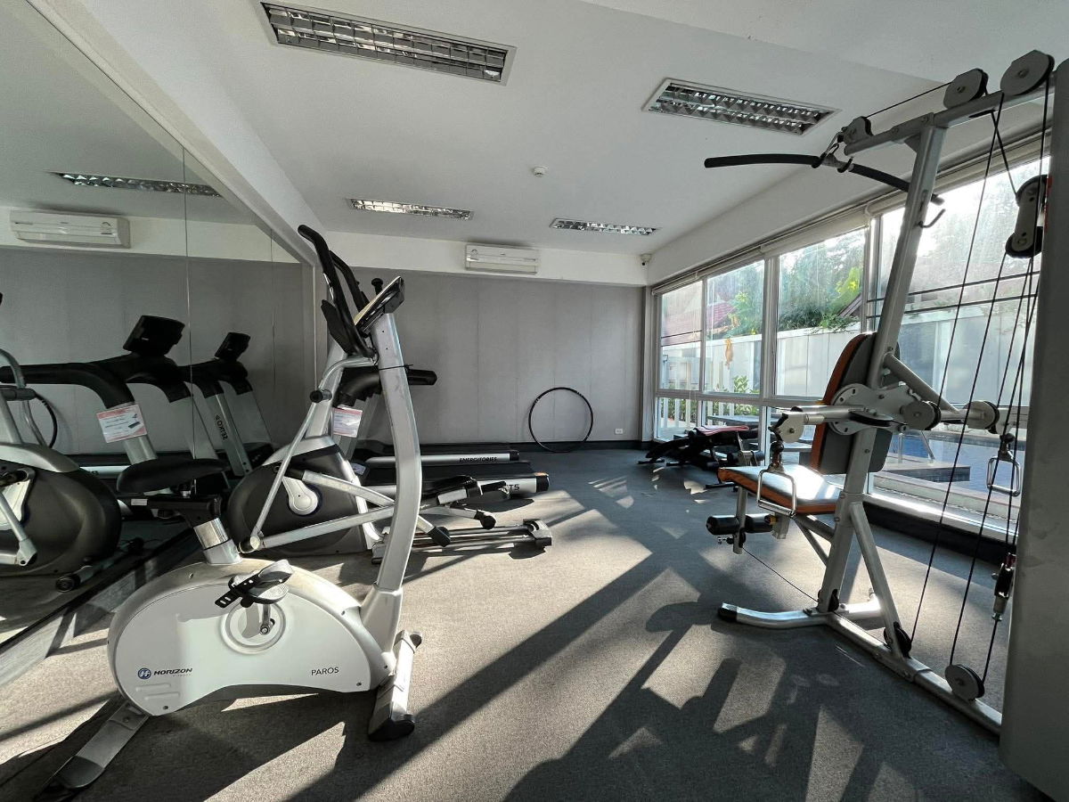 picture For Sale near Chiang Mai University (CMU) — One plus CMU2, Tel. 098-9690236 (Janny) - 12/13