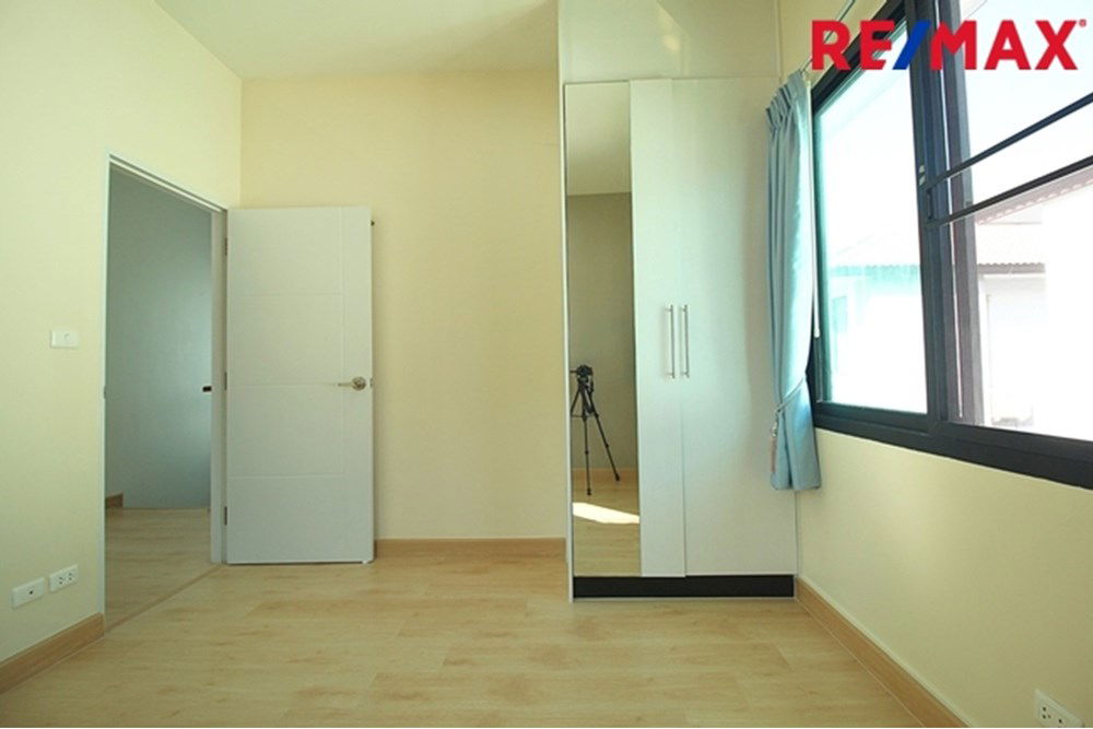 รูป [920091006-330] ขายบ้านเดี่ยว ลัดดารมย์ อิลิแกนซ์ วงแหวน สาทร - รูปที่ 17/23