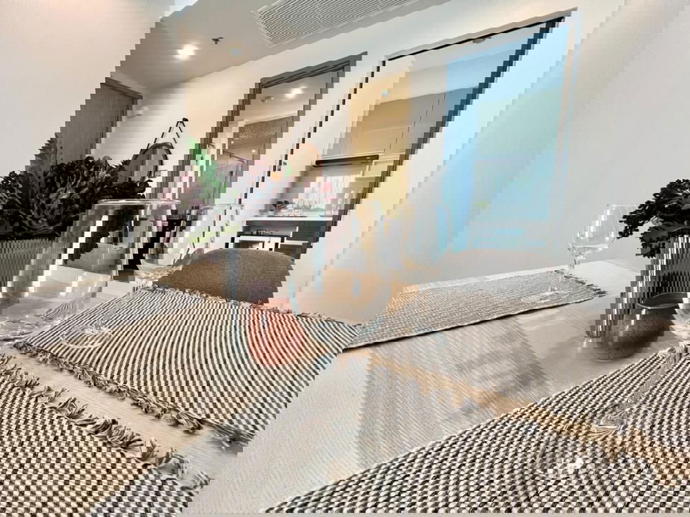 picture ðĒ Condo for Rent â Supalai Oriental Sukhumvit 39 âĻ Brand new unit, never rented | Fully built-in, move-in ready - 8/10